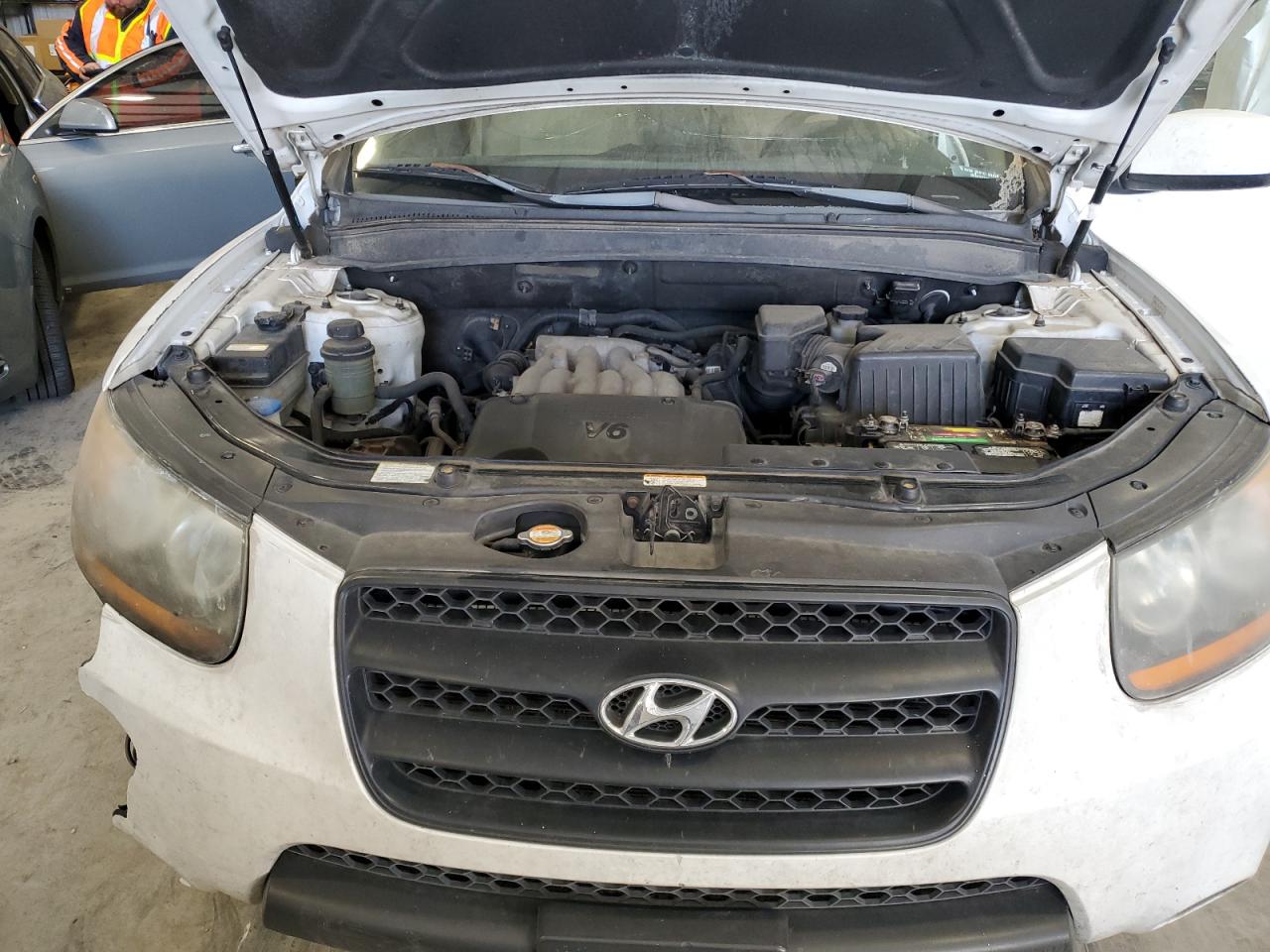 2008 Hyundai Santa Fe - Image 12