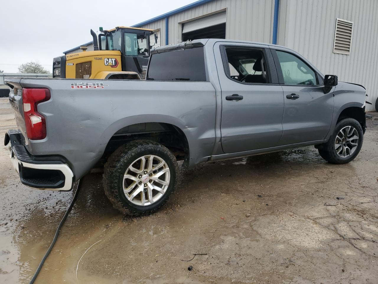 2022 Chevrolet Silverado - Image 3