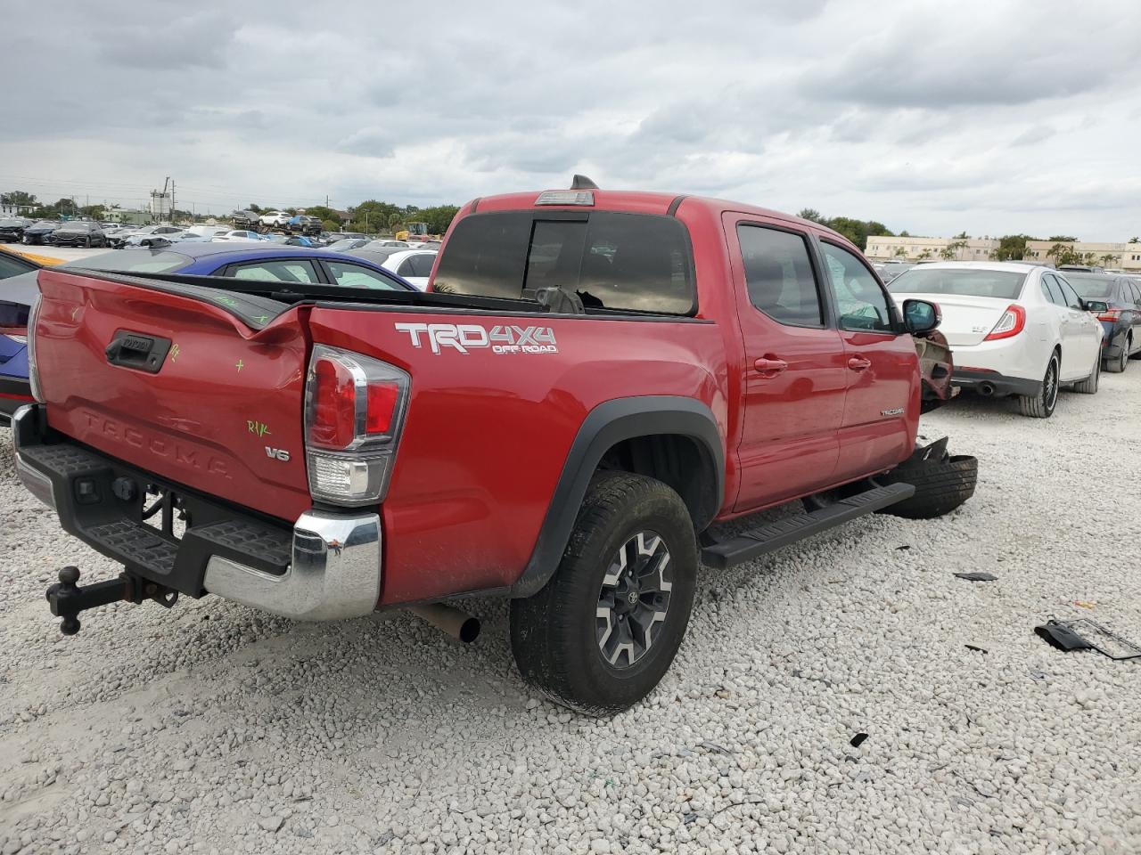2021 Toyota Tacoma - Image 3