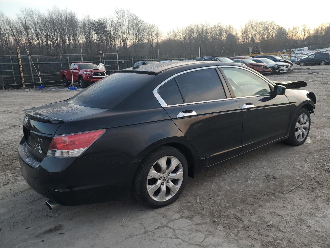 2010 Honda Accord - Image 3