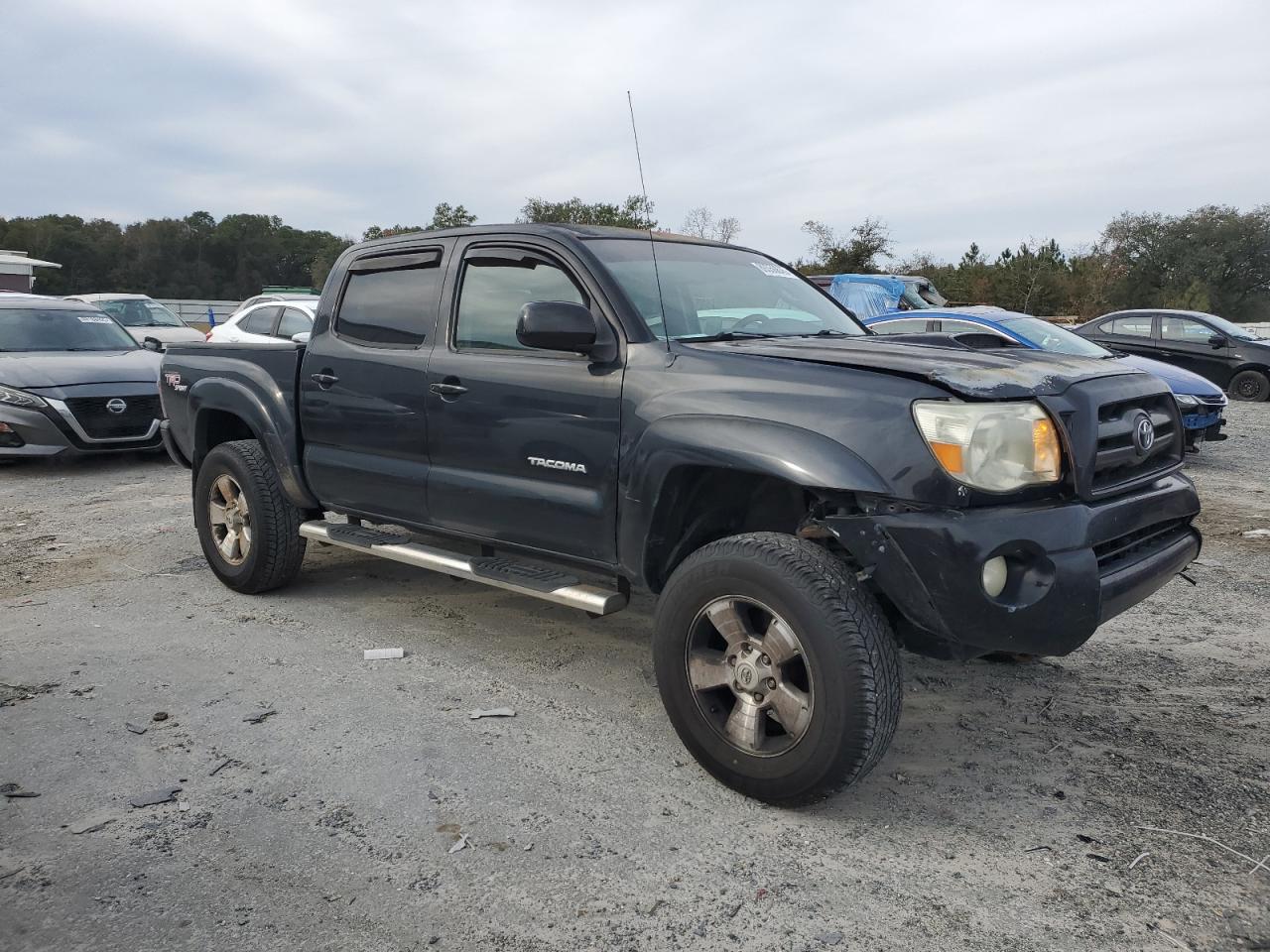 2009 Toyota Tacoma - Image 4