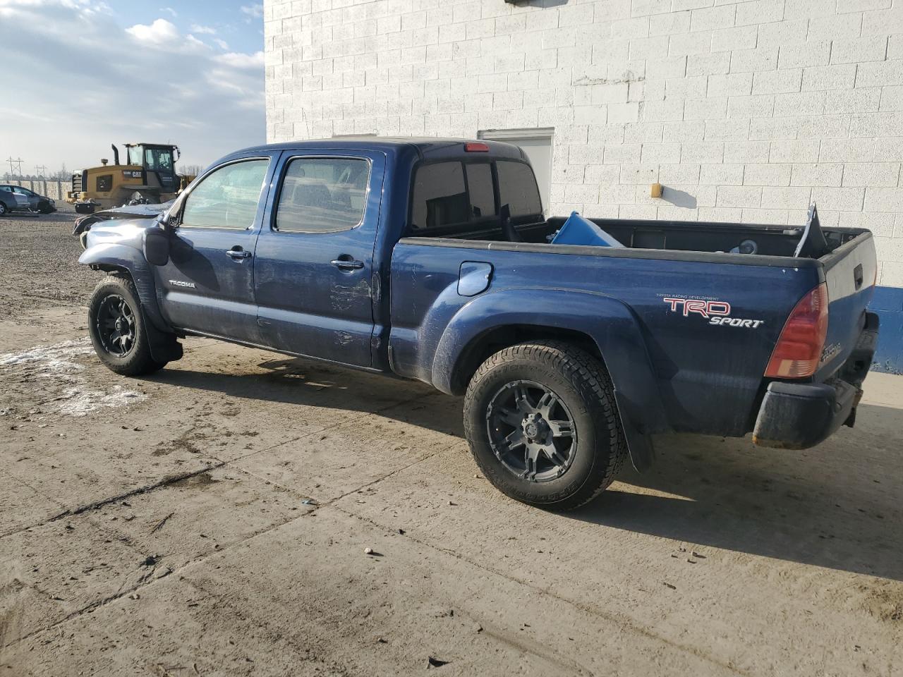 2007 Toyota Tacoma - Image 2