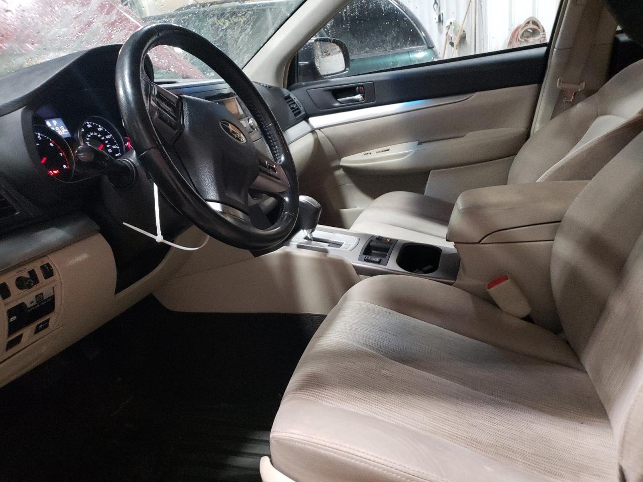 2013 Subaru Outback - Image 7