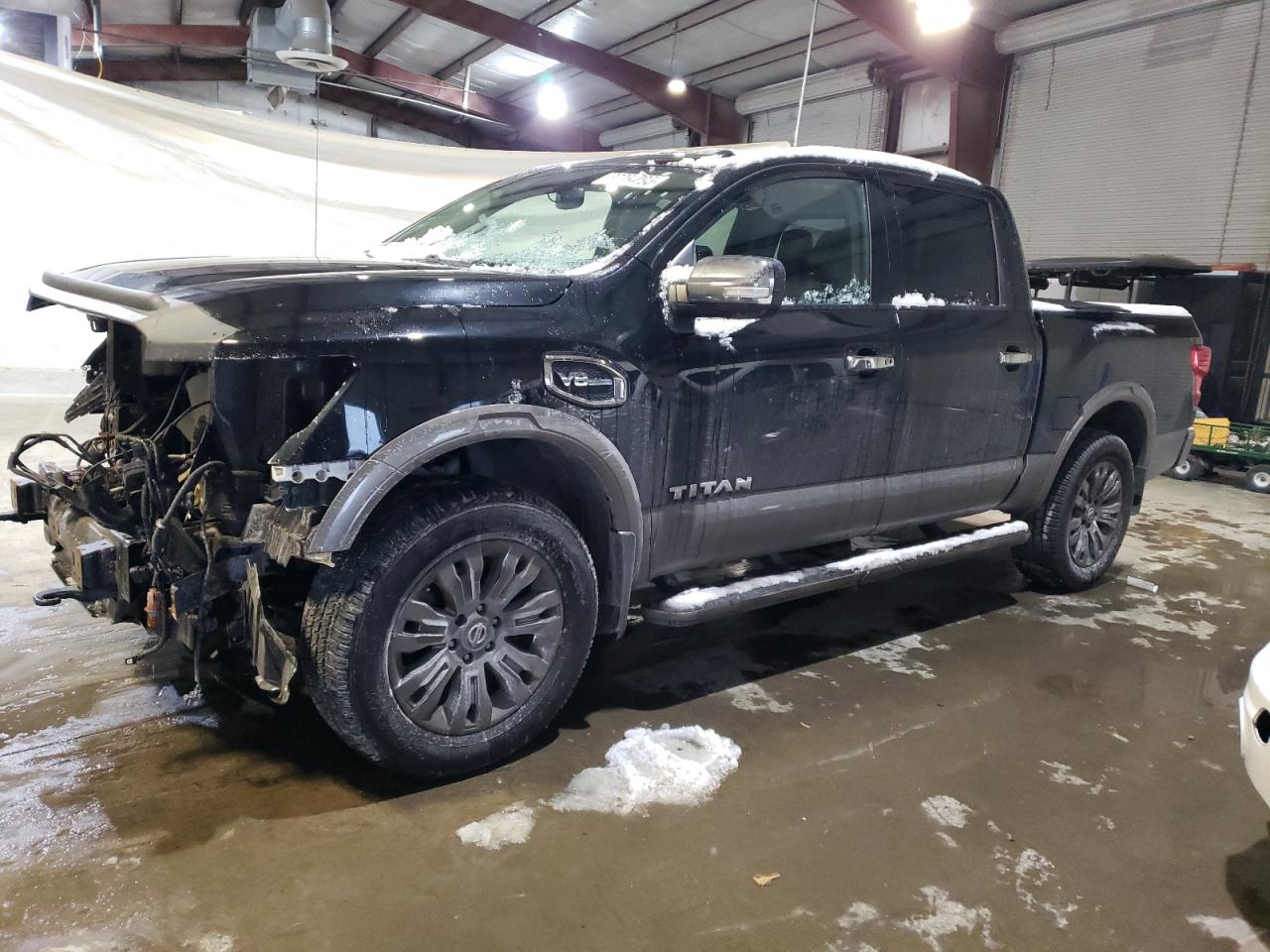 2017 Nissan Titan Sv