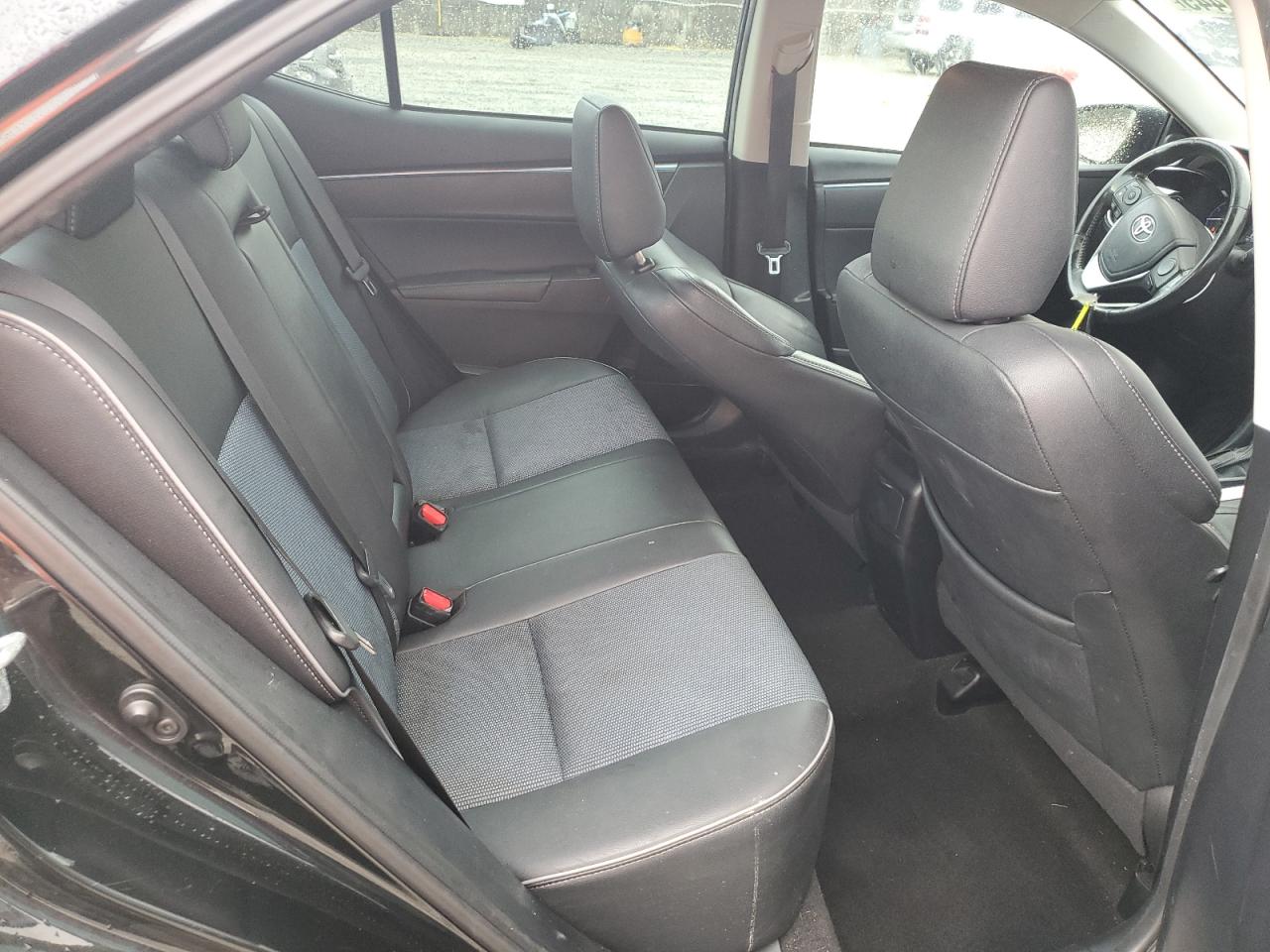 2015 Toyota Corolla - Image 10