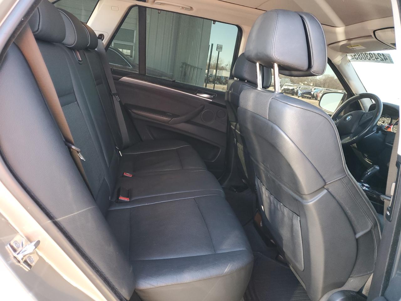 2009 BMW X5 - Image 12