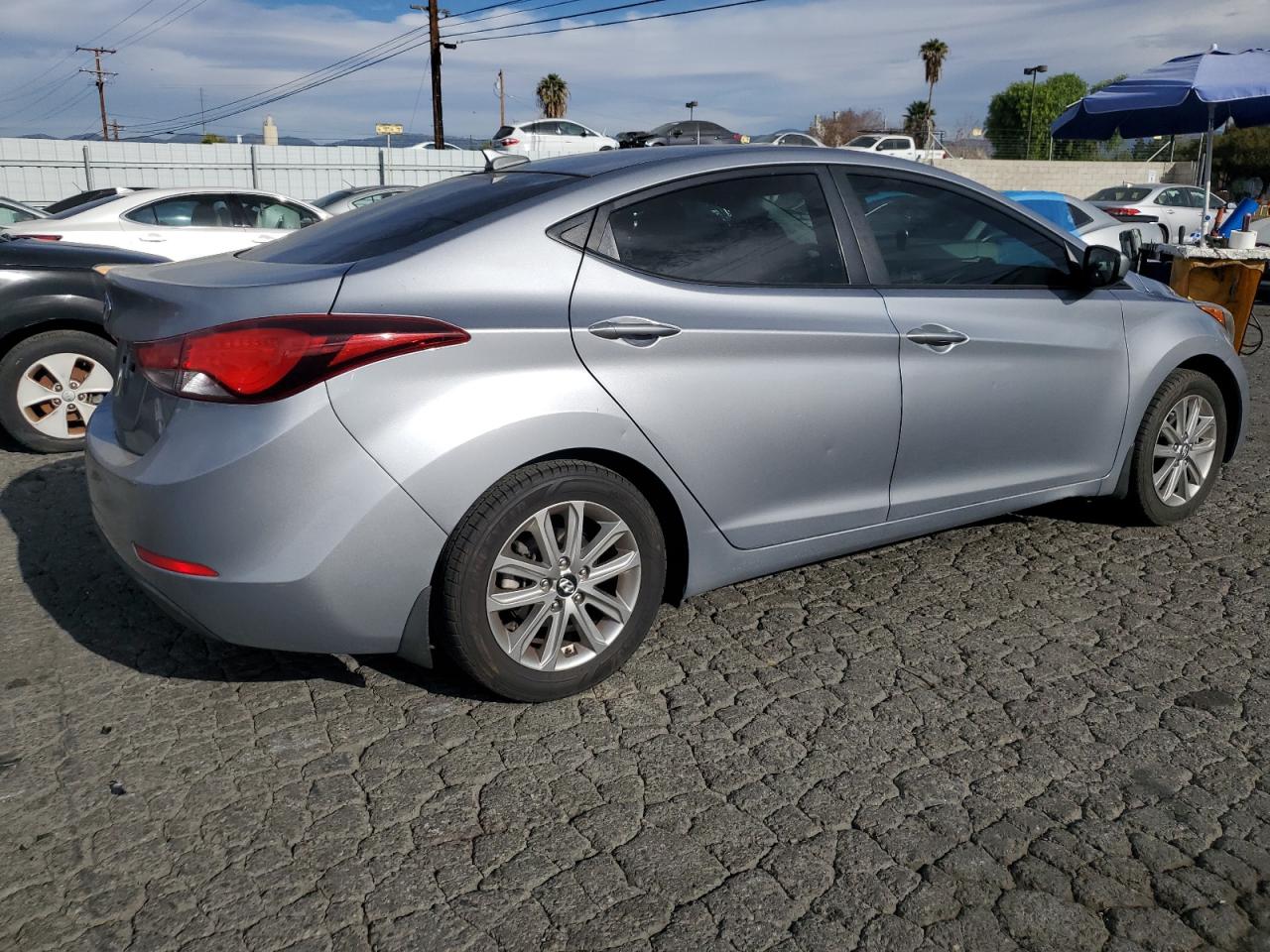 VIN 5NPDH4AE7GH666782 2016 HYUNDAI ELANTRA no.3