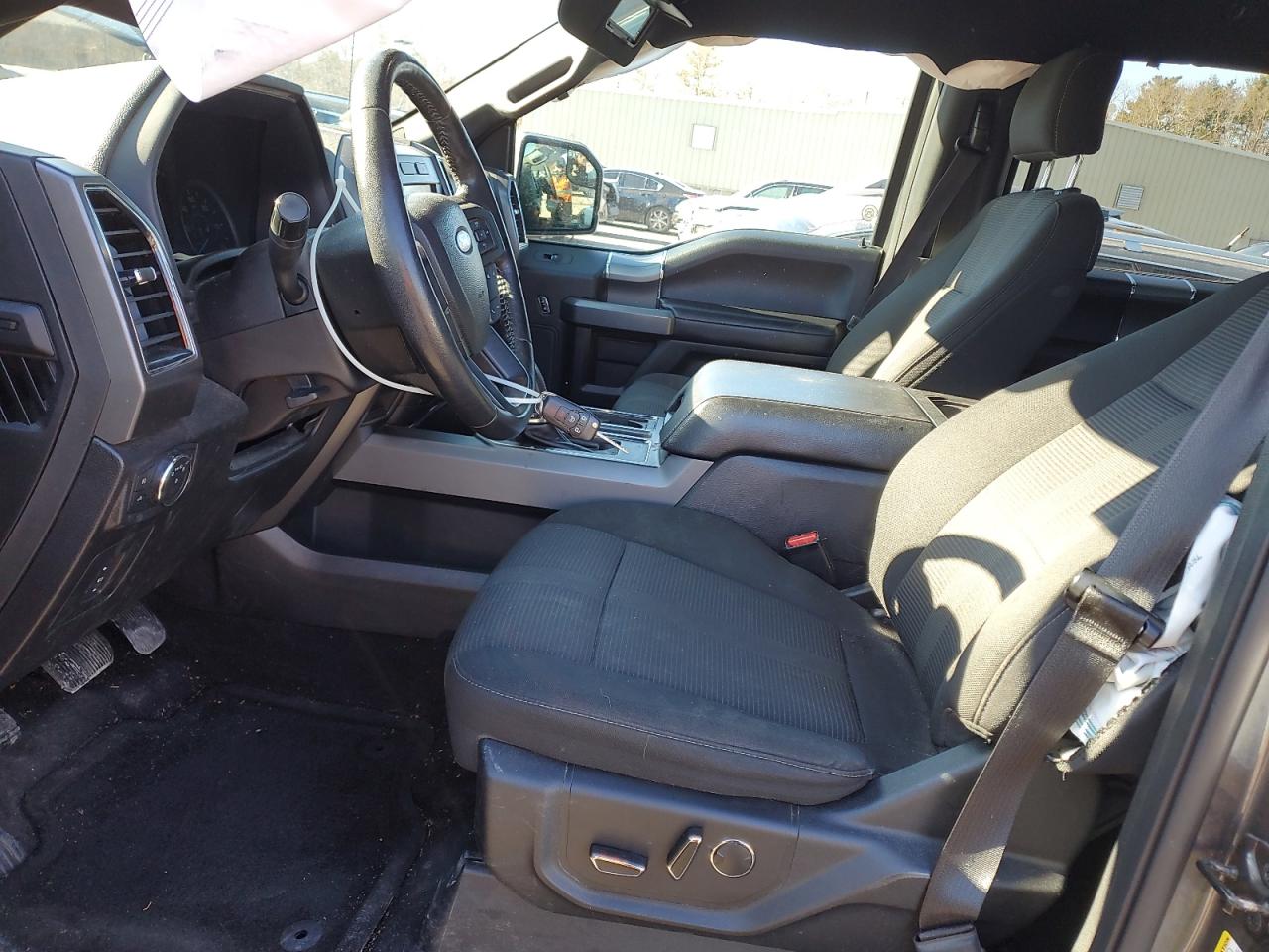 2017 Ford F-150 - Image 7