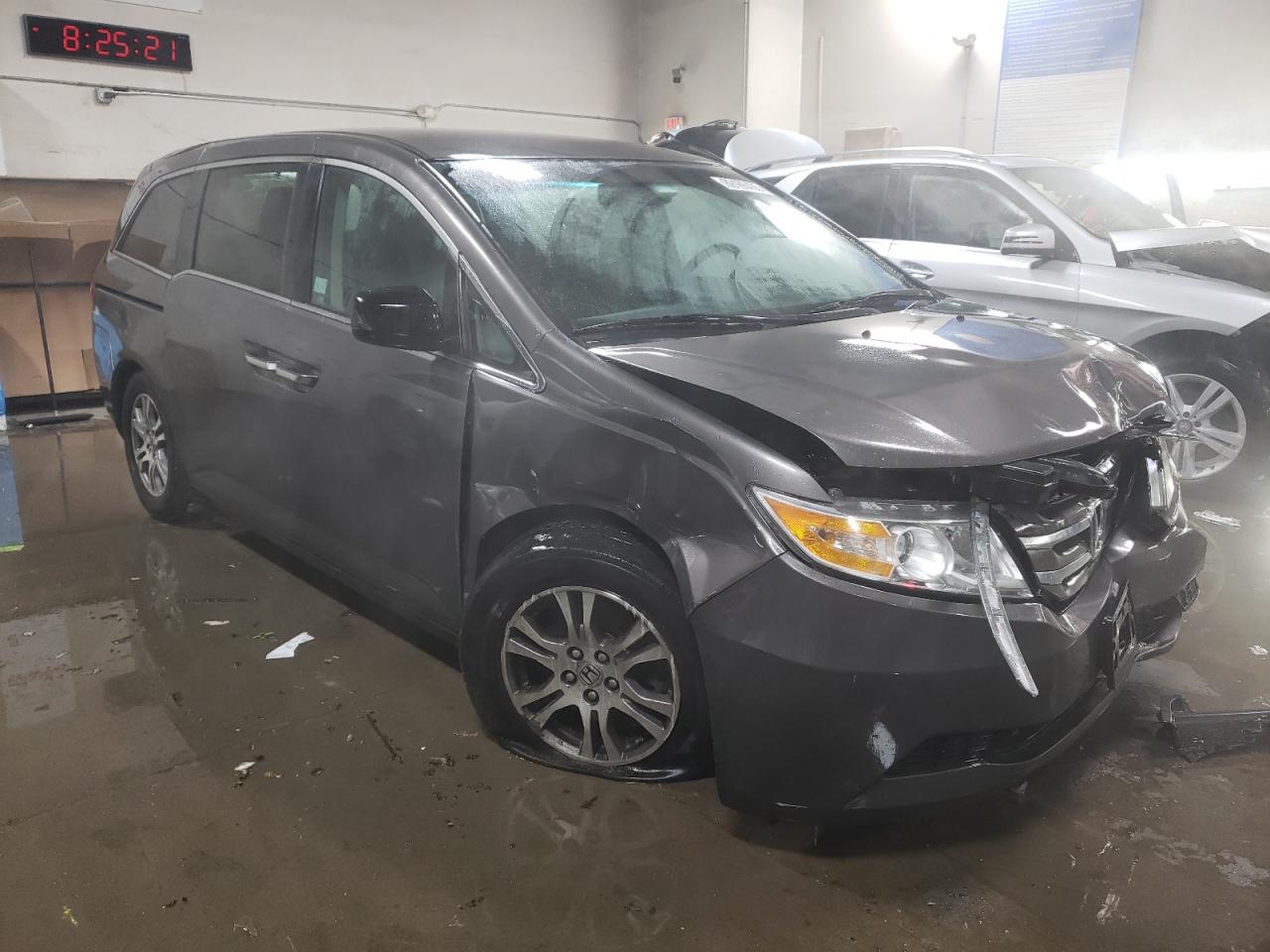 2012 Honda Odyssey - Image 4