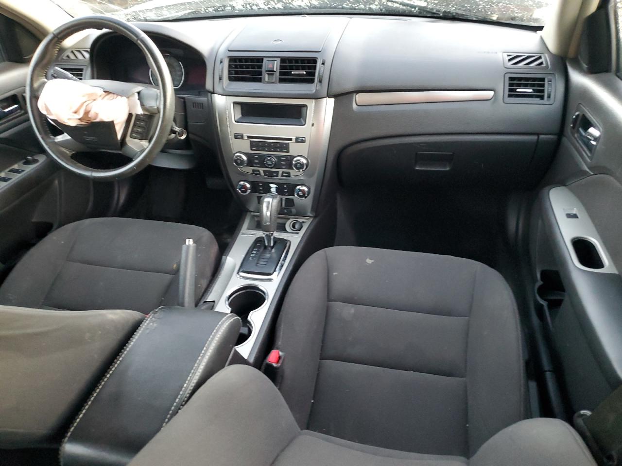 2010 Ford Fusion - Image 8