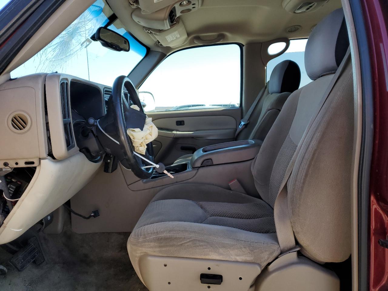 2003 Chevrolet Suburban - Image 7