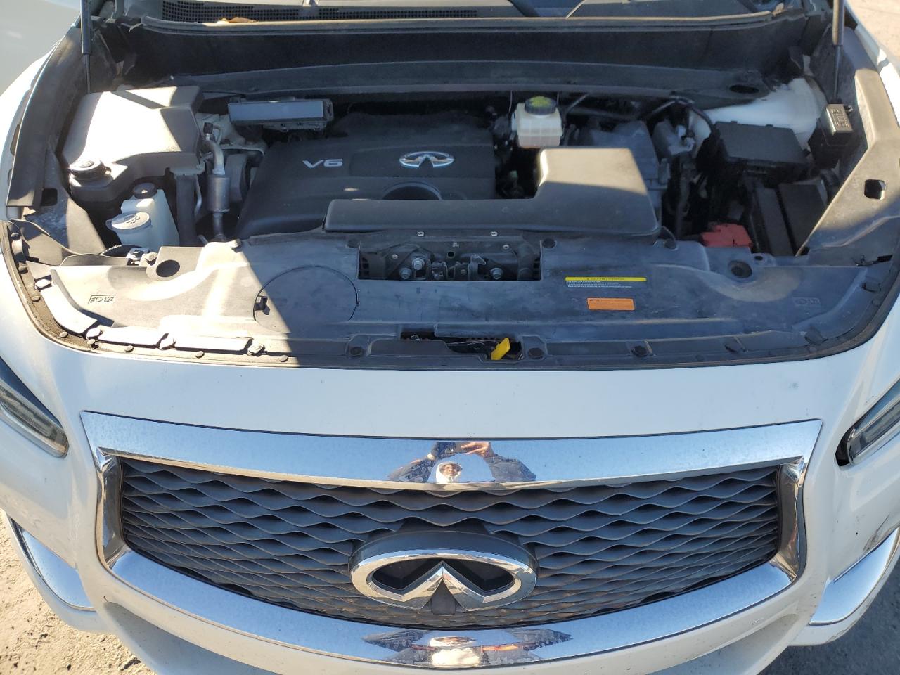2017 Infiniti QX60 - Image 12