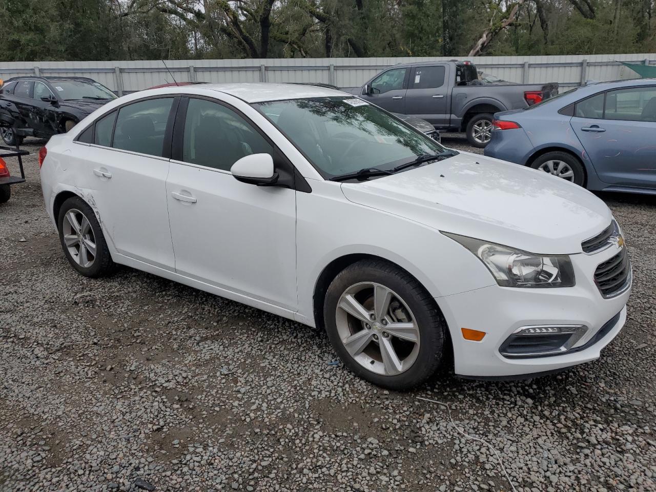 2015 Chevrolet Cruze - Image 4