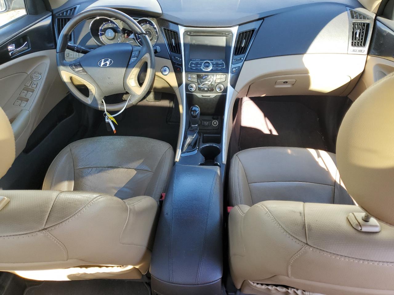 2013 Hyundai Sonata - Image 8