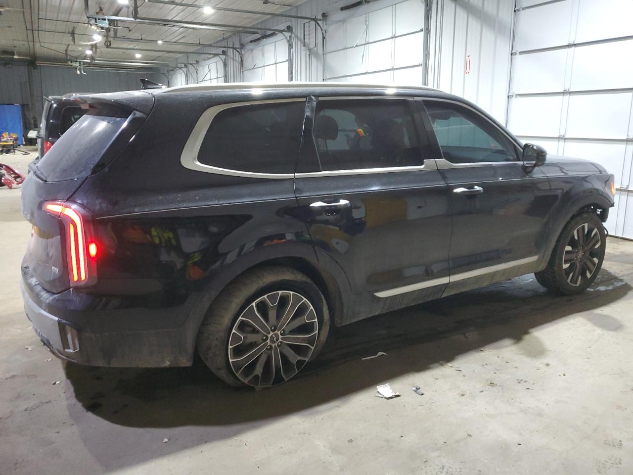 2023 Kia Telluride - Image 3