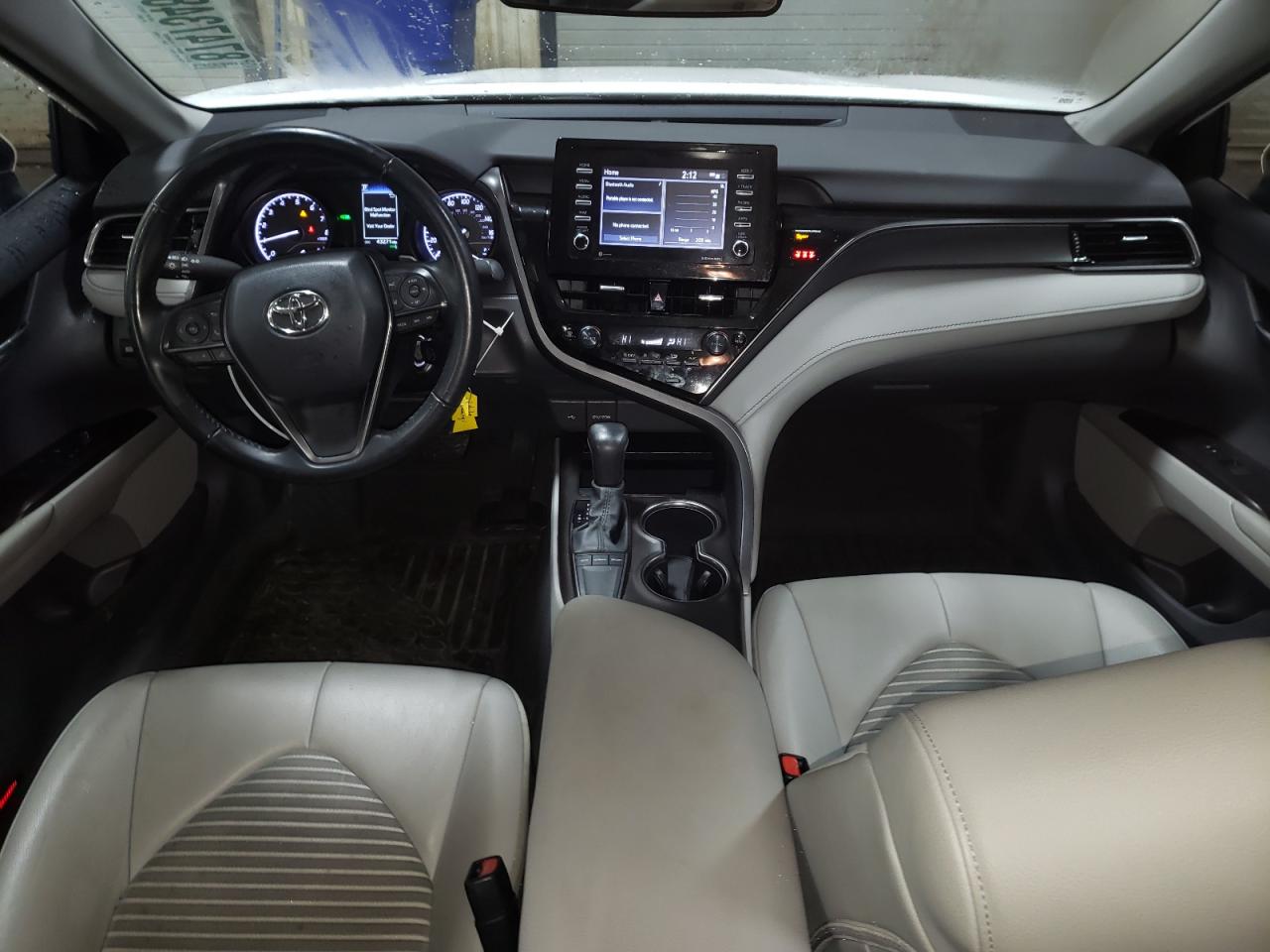 2022 Toyota Camry - Image 8