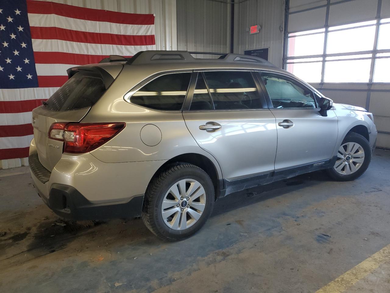 2018 Subaru Outback - Image 3