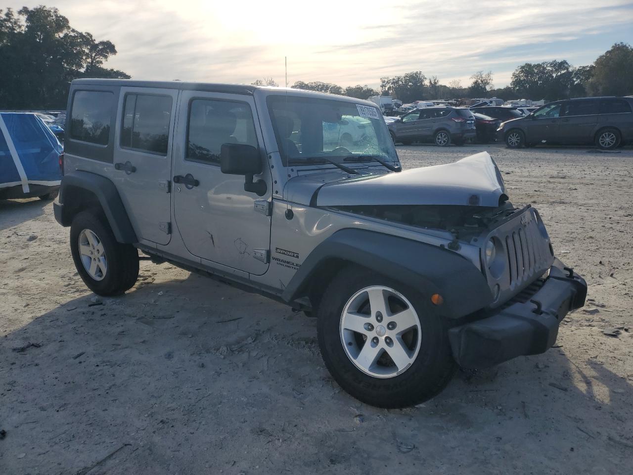 2016 Jeep Wrangler - Image 4