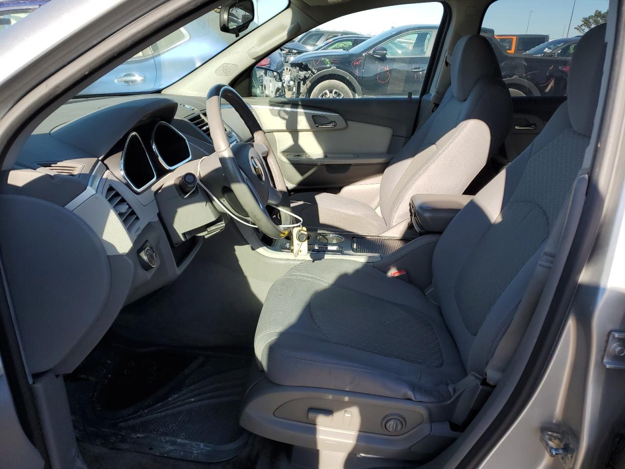 2011 Chevrolet Traverse - Image 7