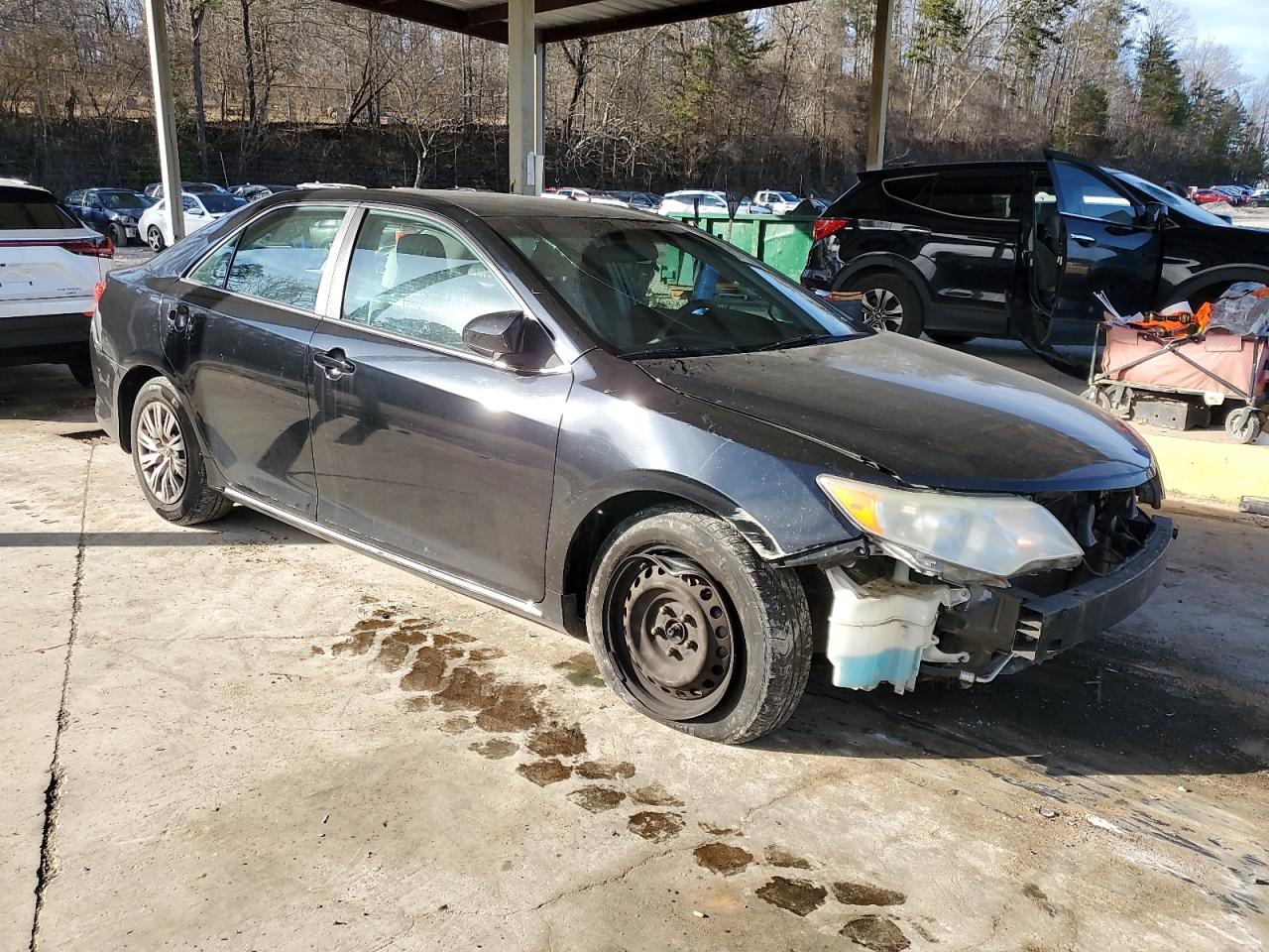 2013 Toyota Camry - Image 4