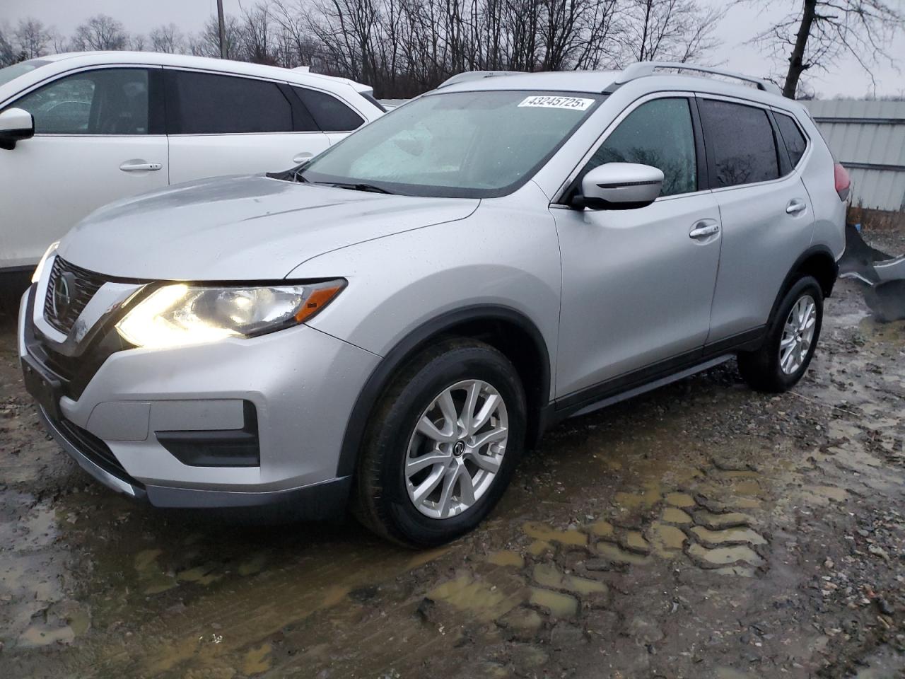 2018 Nissan Rogue - Image 1