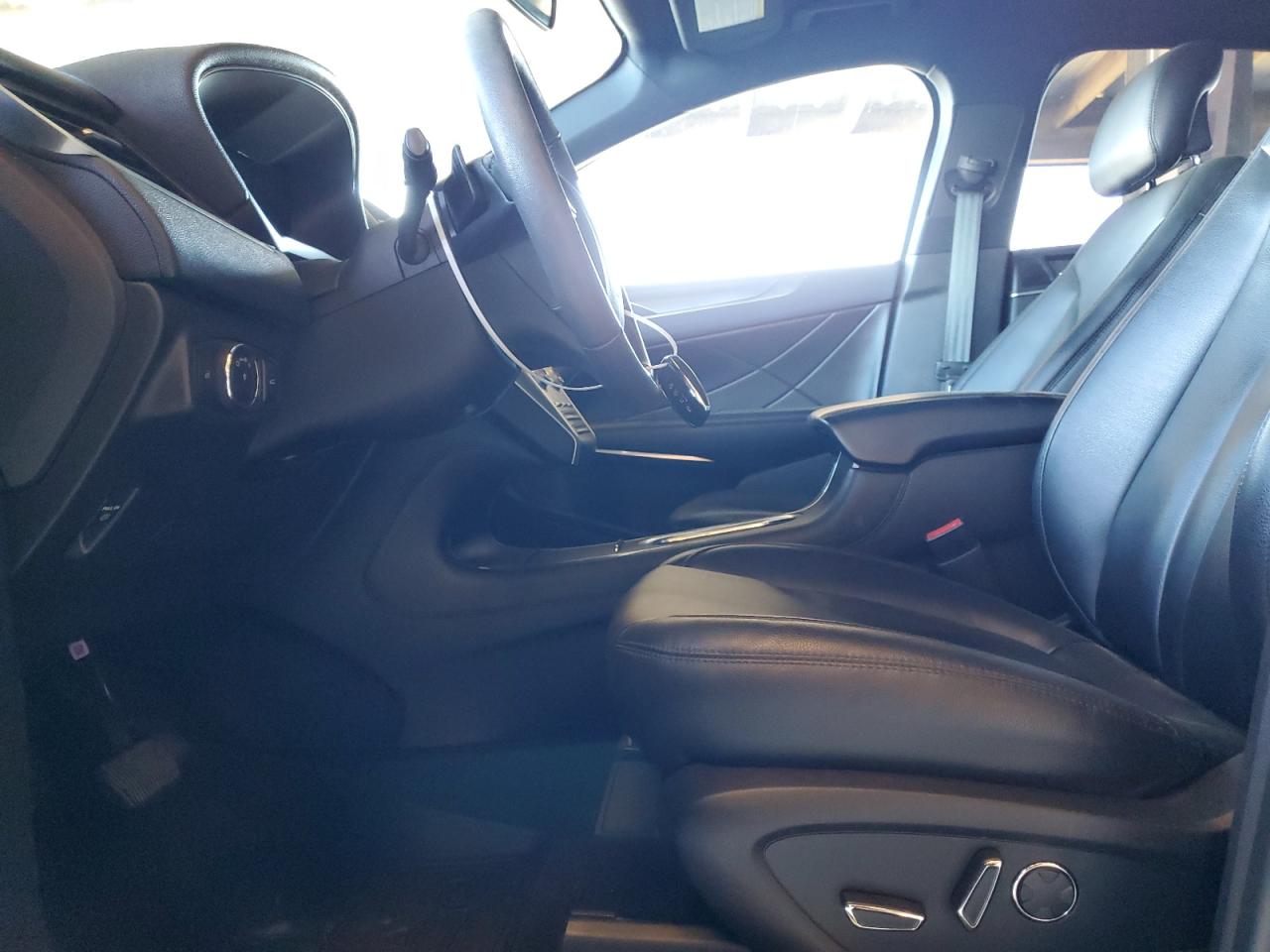 2019 Lincoln MKZ - Image 7
