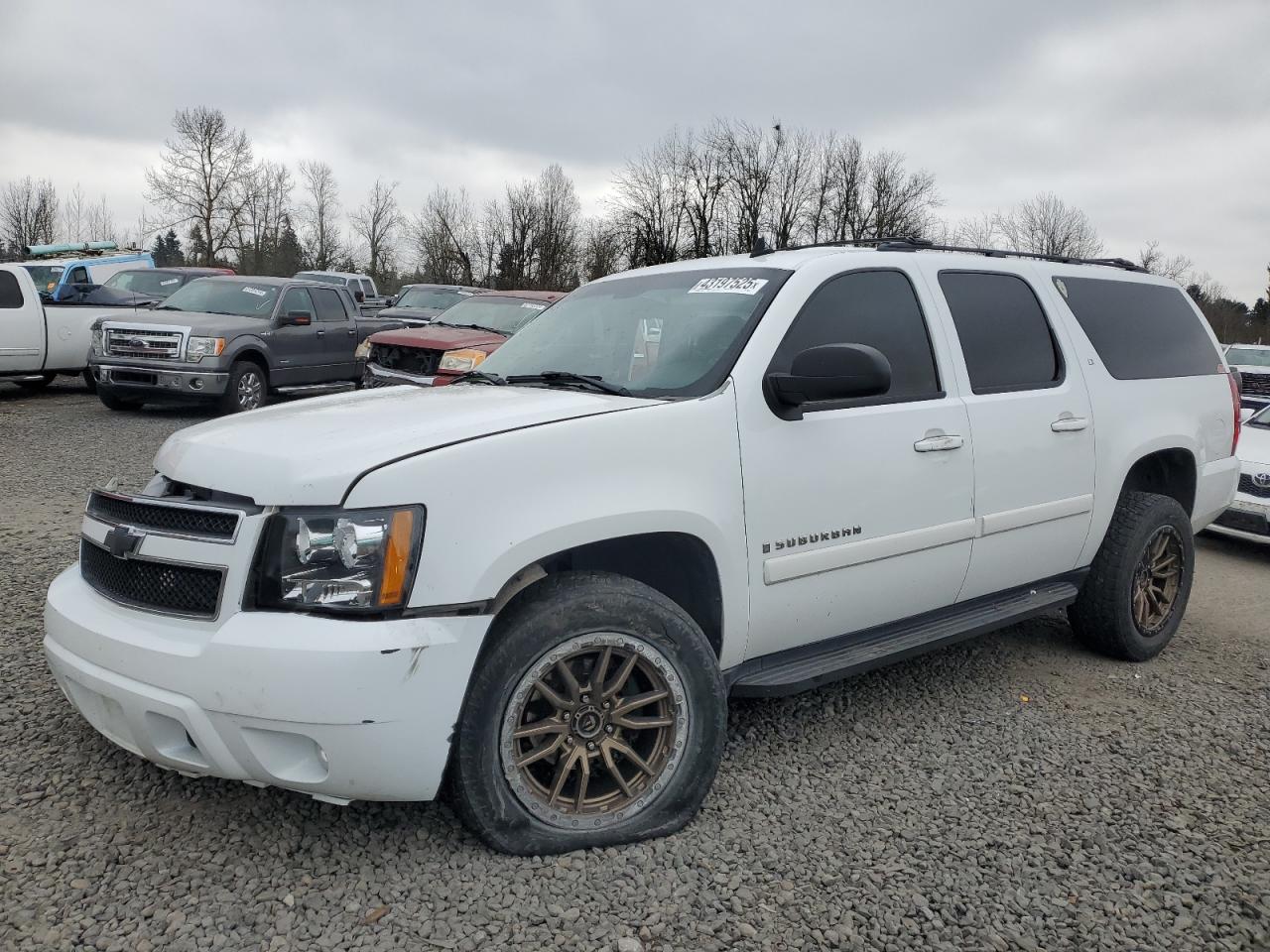 2007 Chevrolet Suburban - Image 1