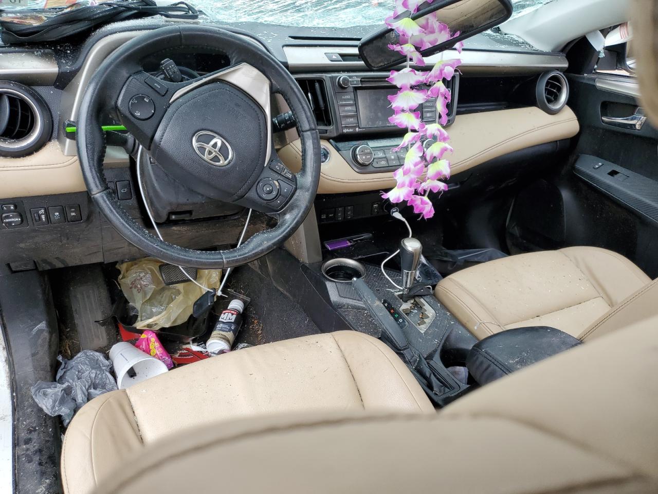 2015 Toyota RAV 4 - Image 8