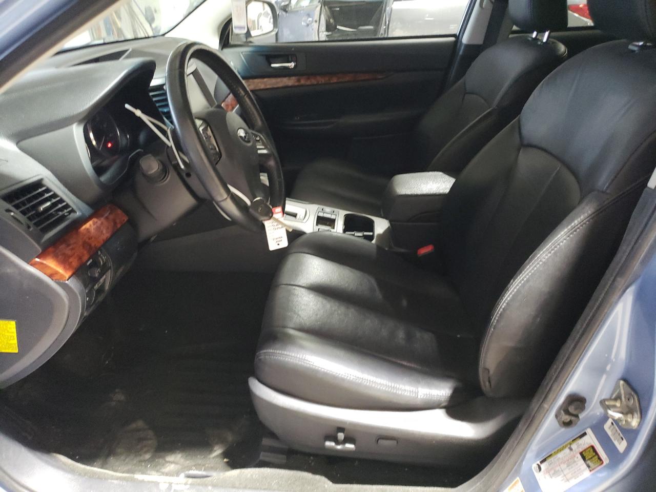 2012 Subaru Outback - Image 7