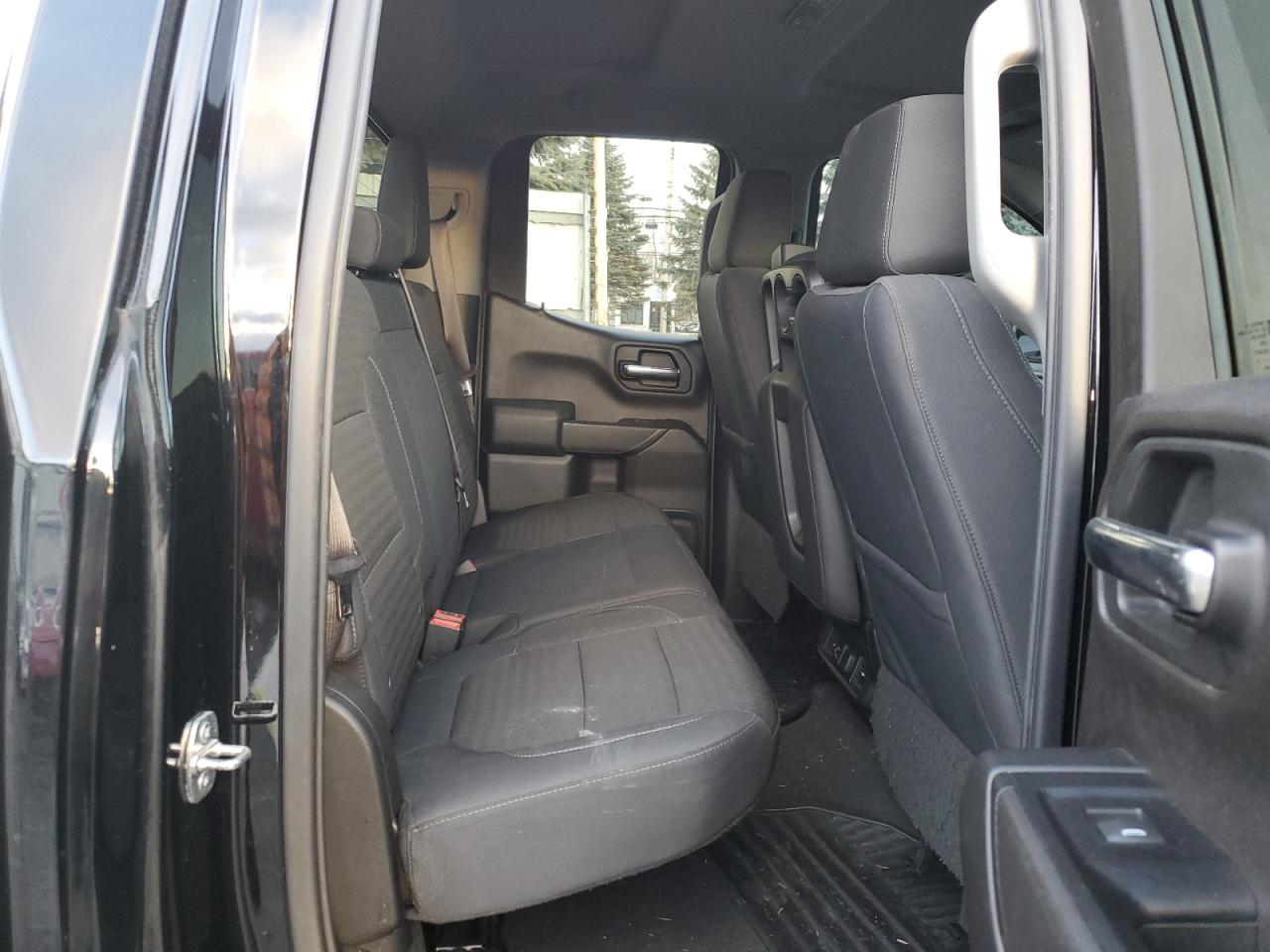 2019 Chevrolet Silverado - Image 10