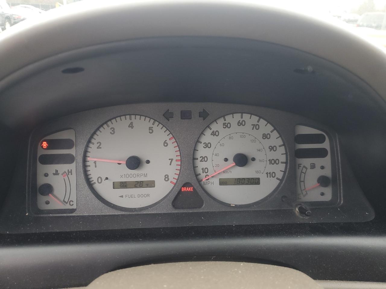 1998 Toyota Corolla - Image 9