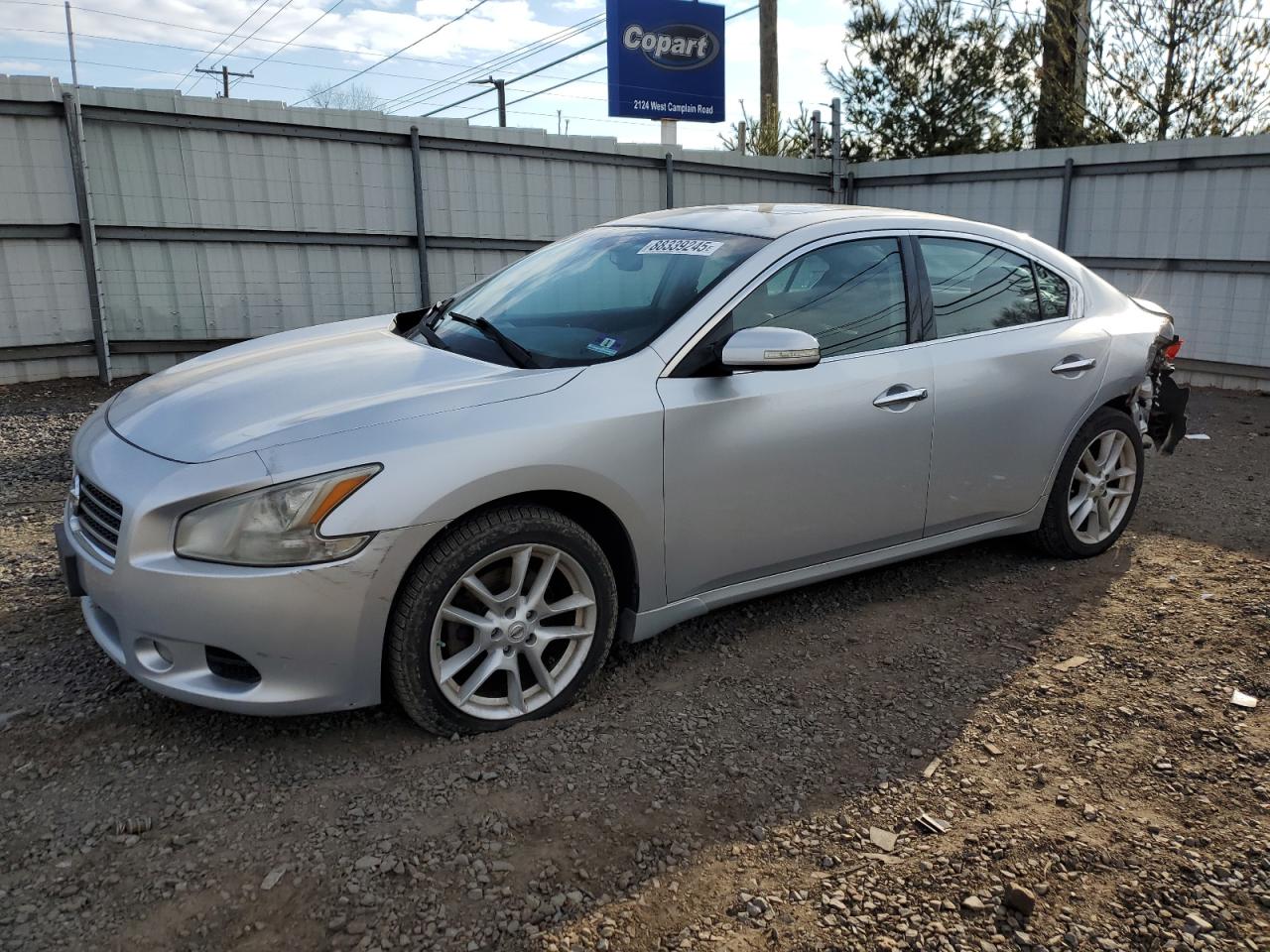 2010 Nissan Maxima - Image 1
