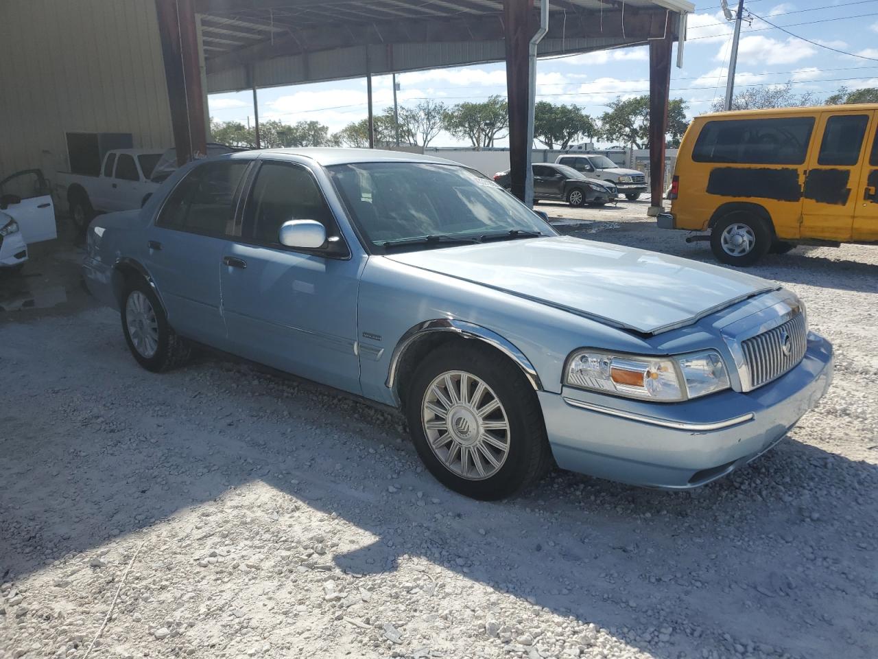 2010 Mercury Grand Marquis - Image 4