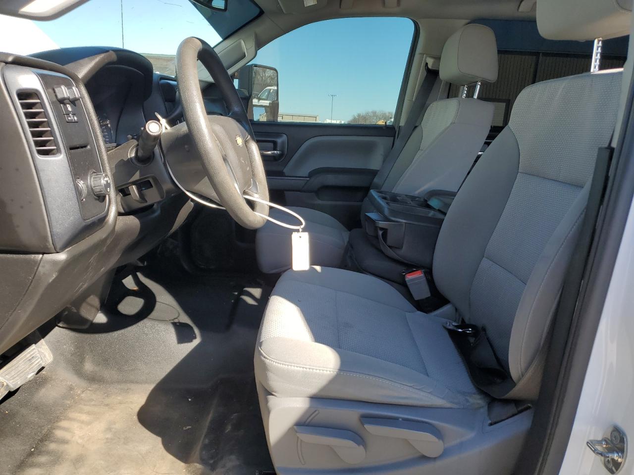 2019 Chevrolet Silverado - Image 7