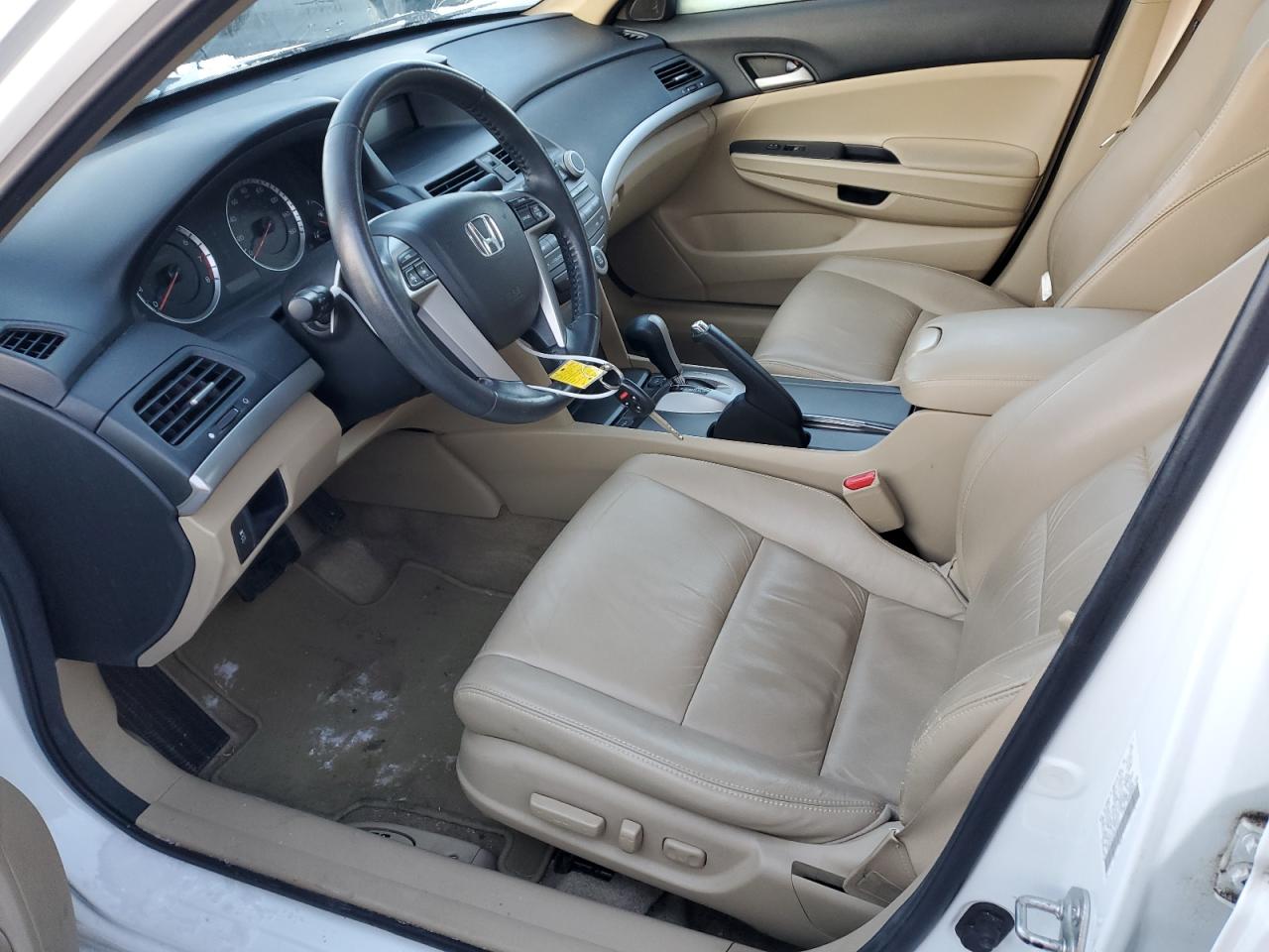 2011 Honda Accord - Image 7
