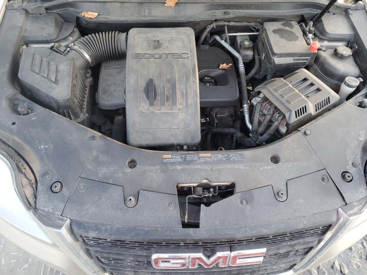 2010 GMC Terrain - Image 12