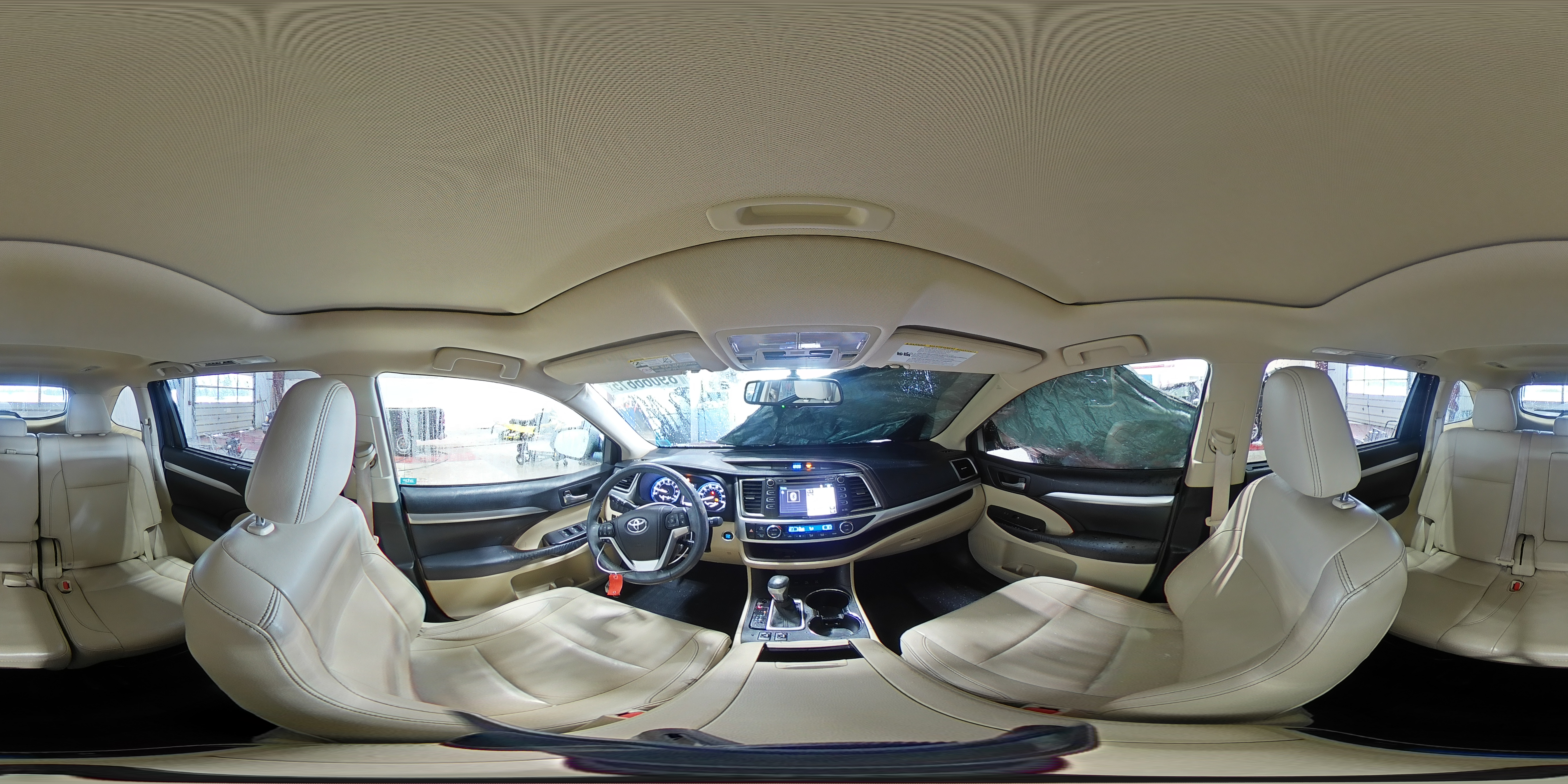 2015 Toyota Highlander - Image 15