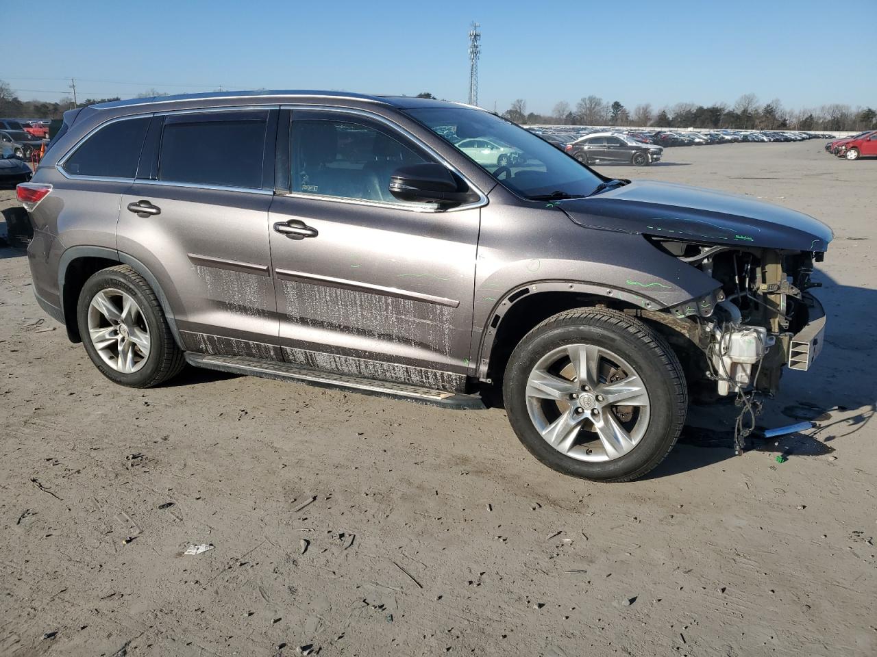 2015 Toyota Highlander - Image 4