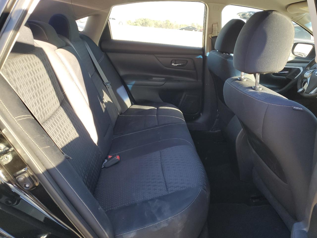 2016 Nissan Altima - Image 10