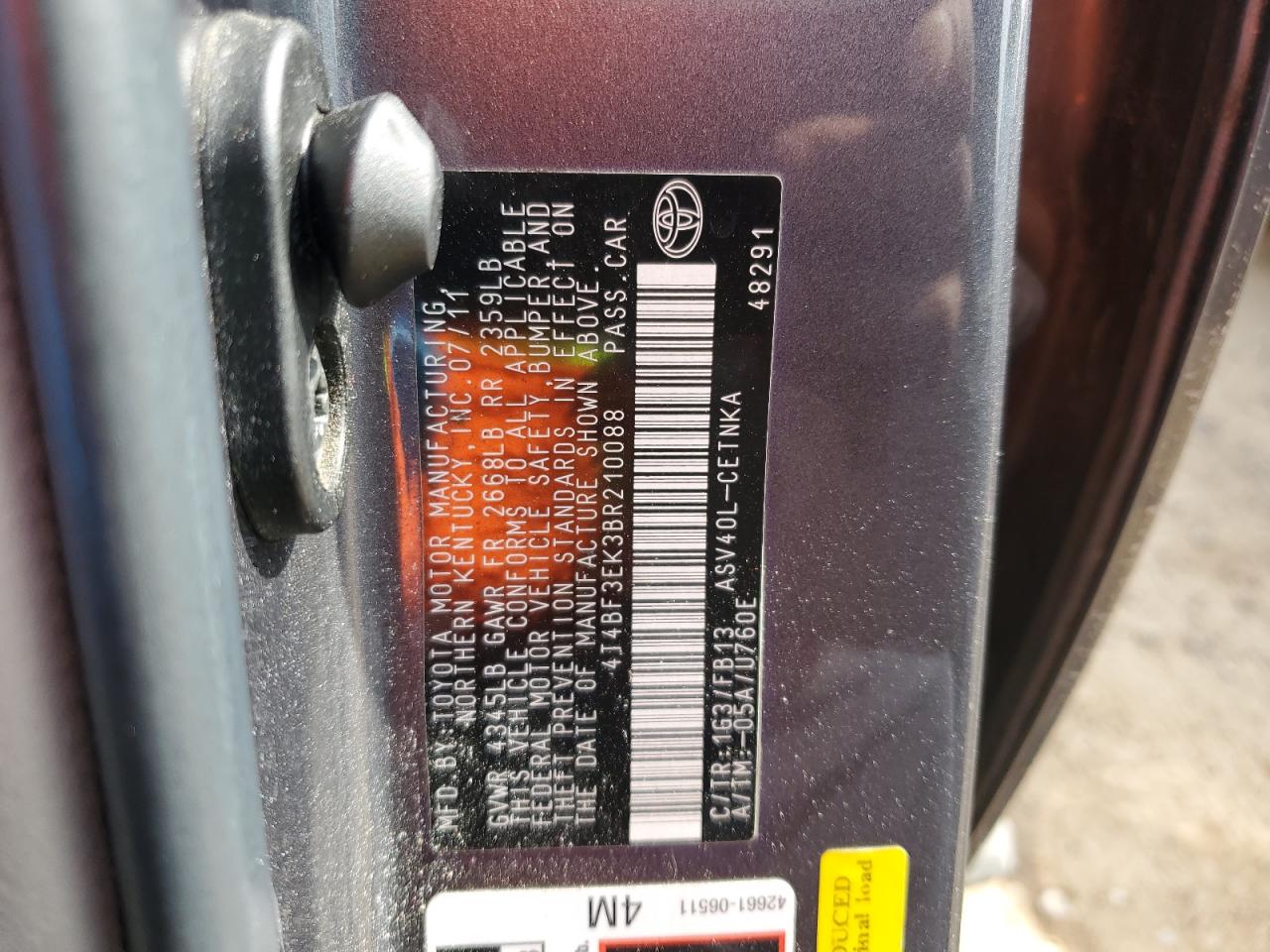 2011 Toyota Camry - Image 12
