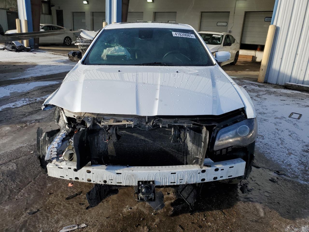 2018 Chrysler 300 - Image 5