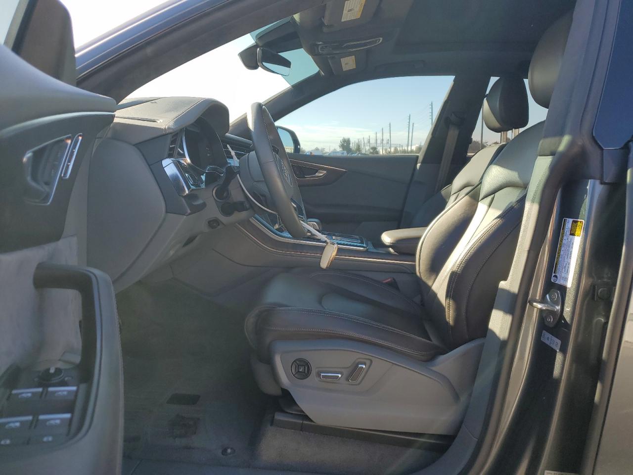 2019 Audi Q8 - Image 7