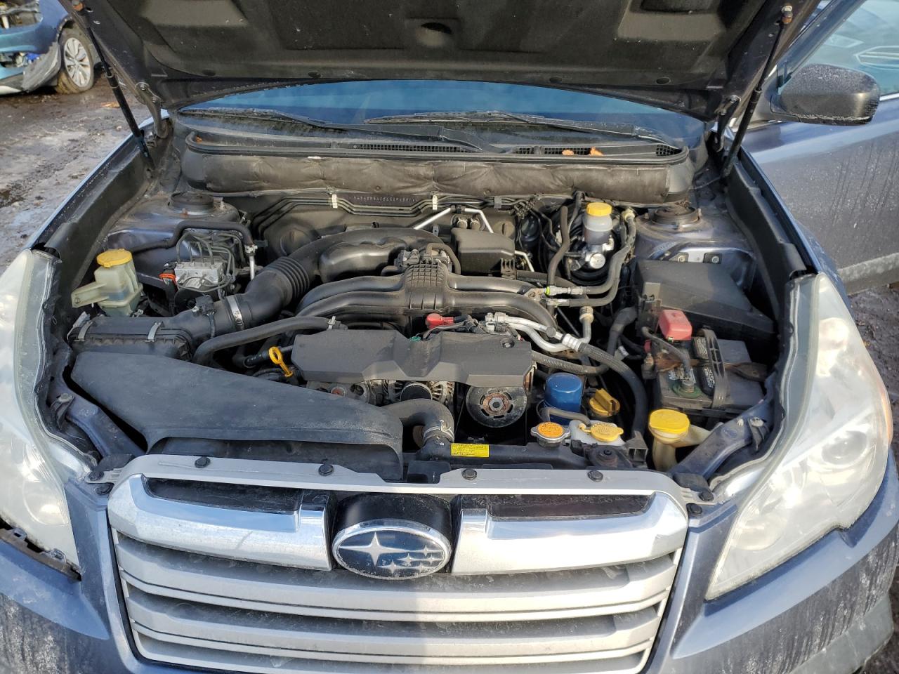 2014 Subaru Outback - Image 12