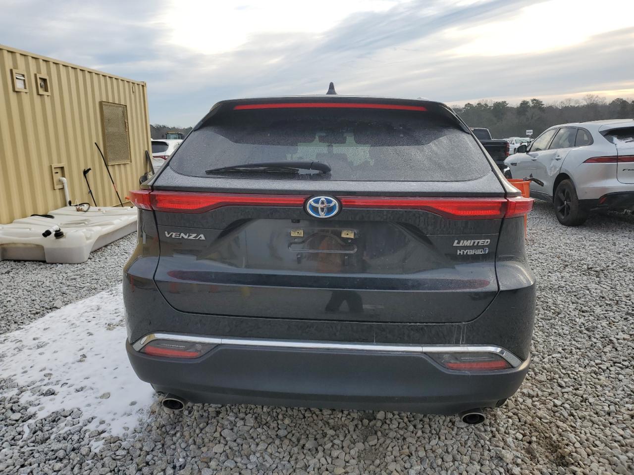 2021 Toyota Venza - Image 6