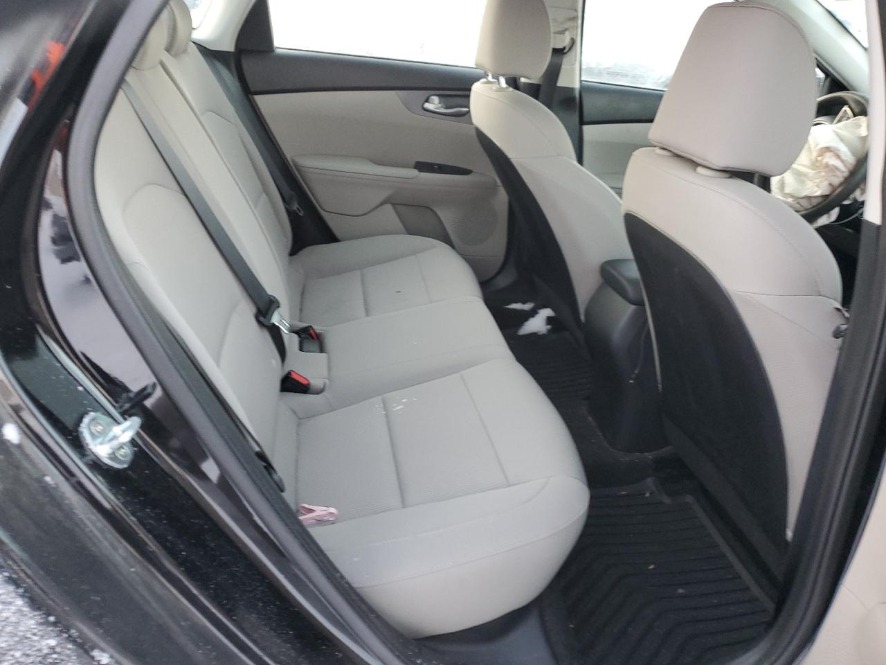 2020 Kia Forte - Image 10