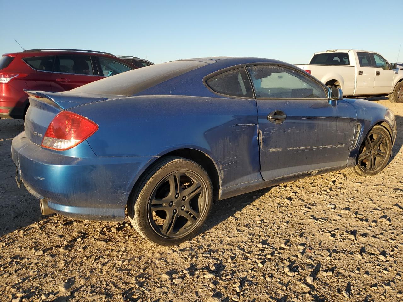 2005 Hyundai Tiburon - Image 3