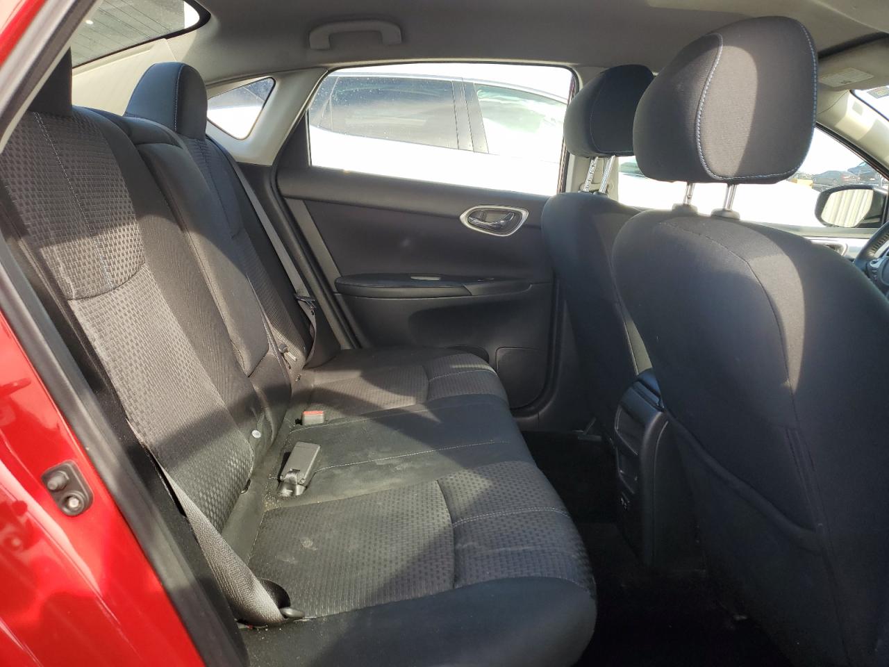2019 Nissan Sentra - Image 10