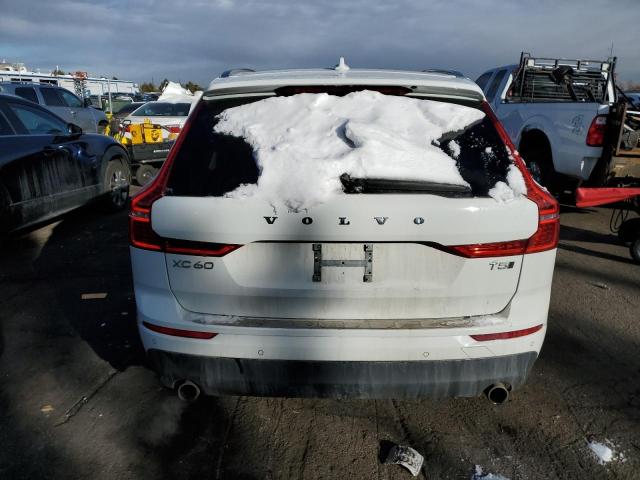  VOLVO XC60 2021 Белы