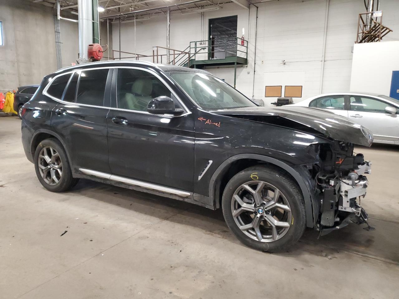 2022 BMW X3 - Image 4