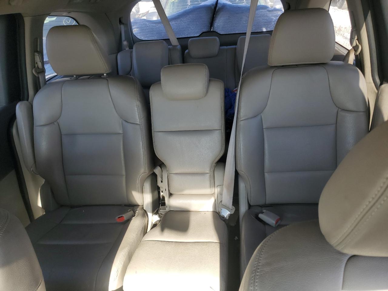 2013 Honda Odyssey - Image 10